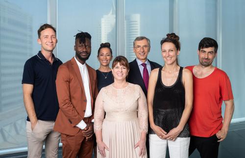 Preisverleihung STRABAG Artaward International 2019 (v.l.n.r.): Johannes Daniel, Amoako Boafo, Soli Kiani, Tanja Skorepa (STRABAG Kunstforum), Dr. Thomas Birtel (CEO STRABAG SE), Maria Legat, Markus Saile, Foto: Eva Kelety